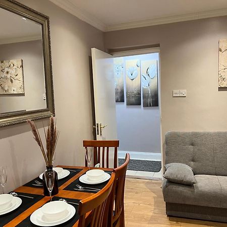 London Property Apartments For Up To 6, Next To Big Ben & London Eye Extérieur photo